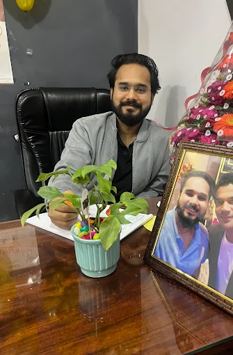  PARAM SATSANGI 
